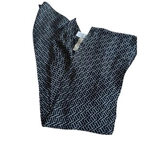 Michael Kors Black and White Geometric Patterned Scarf